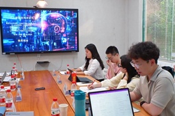 政院学子｜公司硕士研究生刘铭康参加「全球与地方：中国新闻传播学的传承与超越」第五届新闻传播学研究生「青梅论坛」
