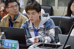 政院学子︱公司硕士研究生赵泳鑫参加华南师大“首届基层民主建设与基层治理现代化学术研讨会”并发言