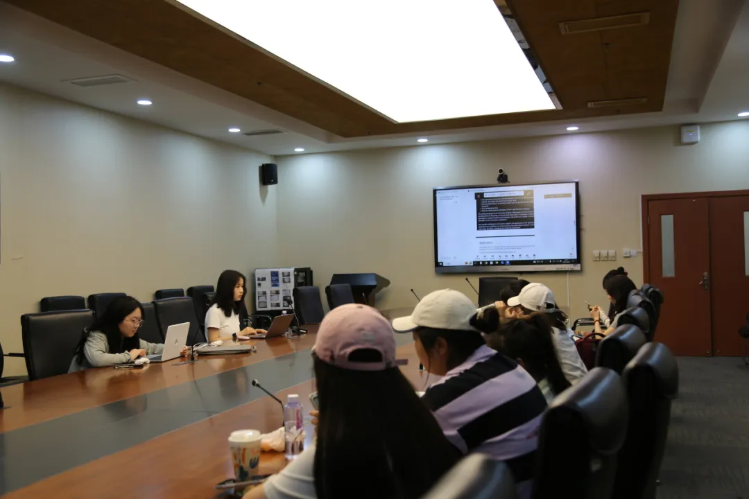 活动回顾｜公司举办2025年就业服务月系列活动之“申博、求职经验经验分享会”
