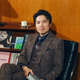 祝贺！吴冠军教授《AIGC：理论、创作与挑战》获2025年度上海高校市级重点课程立项